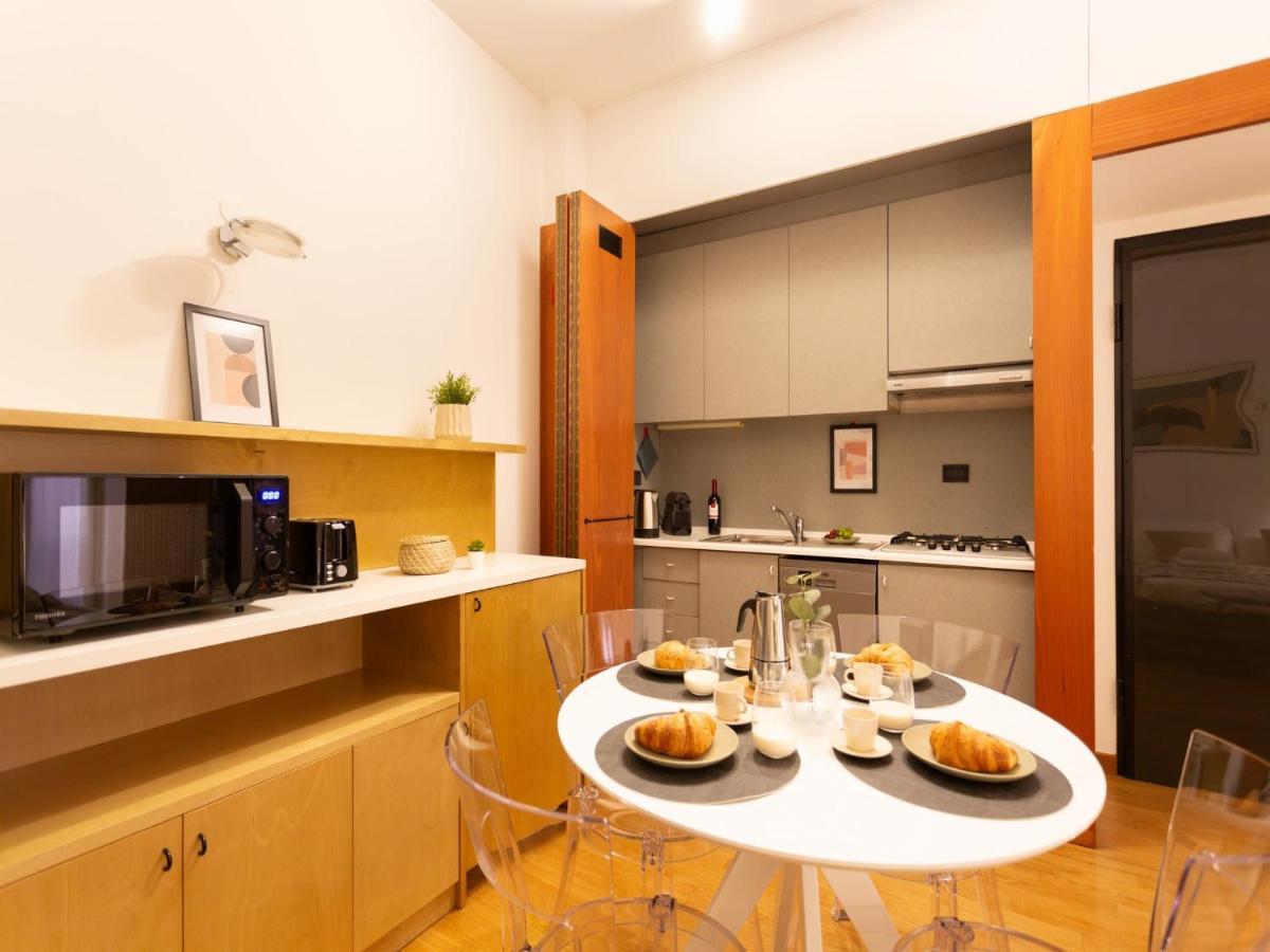 The Best Rent - Modern Apartment In The Center Milánó Kültér fotó